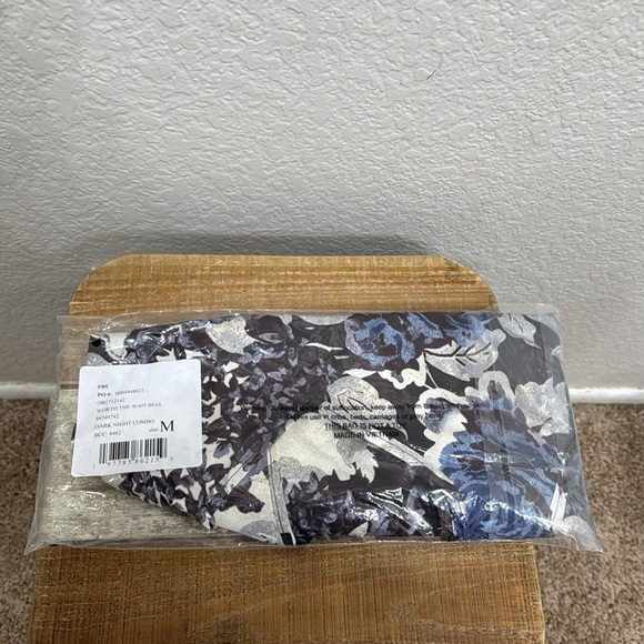 NWT Free People Worth The Wait Floral Maxi Dresss Size Medium - Picture 5 of 8